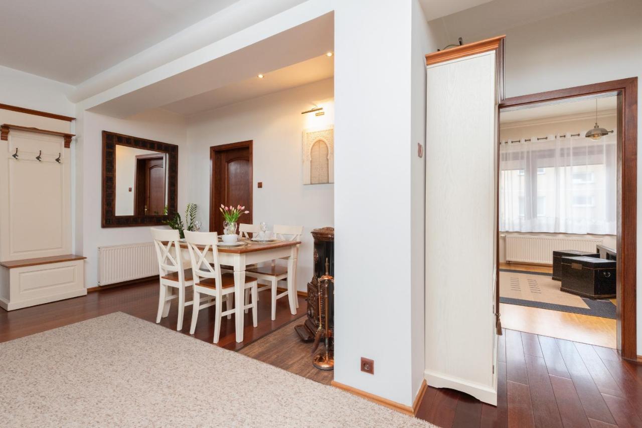 Gdynia Centrum Wyjatkowy Apartament Przy Promenadzie Z Balkonem By Noclegi Renters Exterior foto